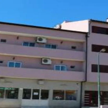 Estrela Do Norte Πανσιόν Mogadouro (Braganca)